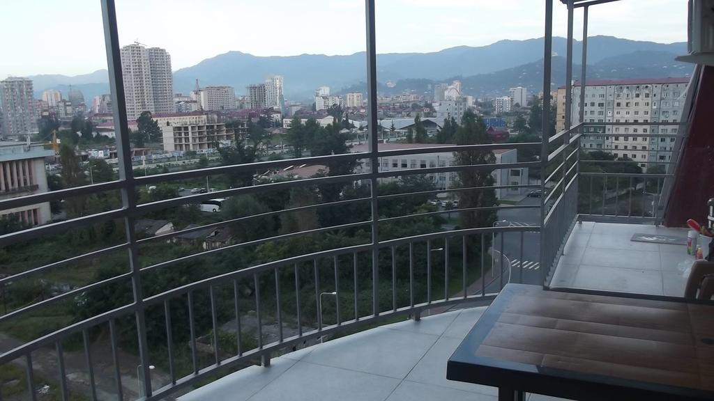 Big Flat In Batumi公寓 外观 照片