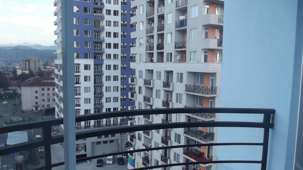 Big Flat In Batumi公寓 外观 照片